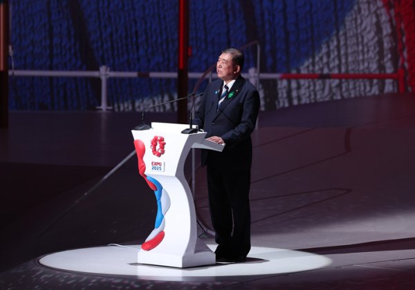 靠谱配 关键选举前夕，日本首相石破茂决定辞职，谁是继任者？| 快问快答